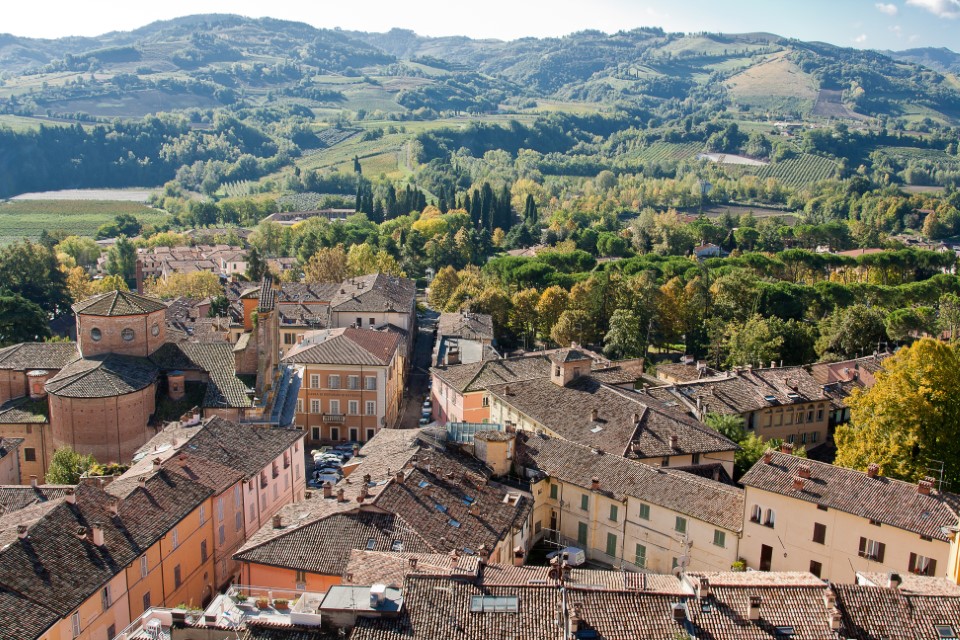 Brisighella, hilly landscape
Landscape of the medieval village of Brisighella (RA-Italy) and the hills of the Appennine’s Tosco-Romagnolo