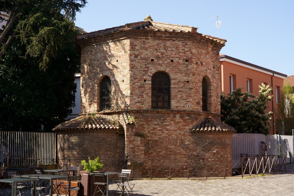 Rawenna atrakcje, Battistero degli Ariani, Ravenna (baptistery)