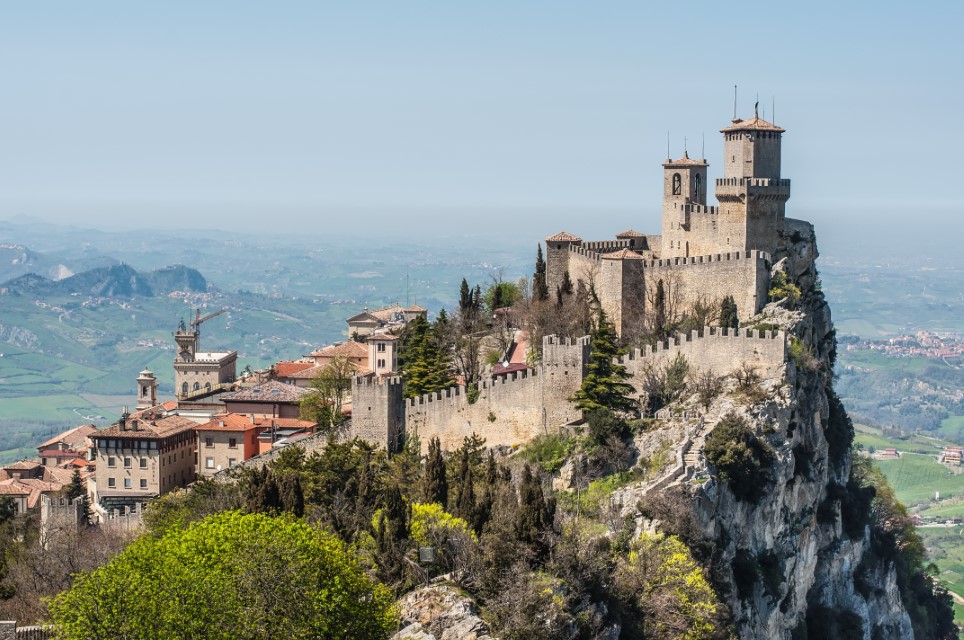 Twierdza Guaita jest najstarszą i najbardziej znaną wieżą na San Marino.